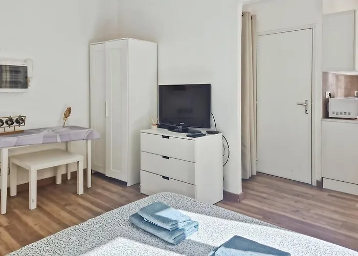 Appartement Studio, Downtown, Train Station, Wifi, Air Conditioning