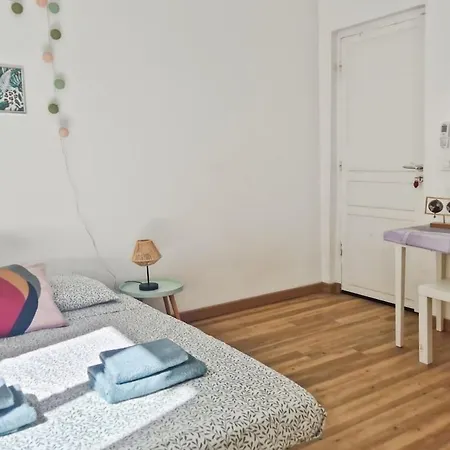 Studio, Downtown, Train Station, Wifi, Air Conditioning Lejlighed Nice