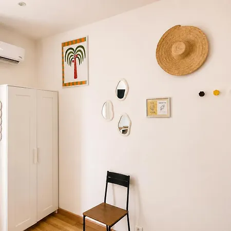 Studio, Downtown, Train Station, Wifi, Air Conditioning *
